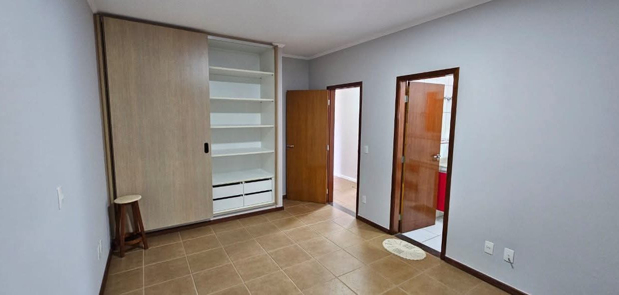 WhatsApp Image 2025-11-24 at 20.49.30 (1)