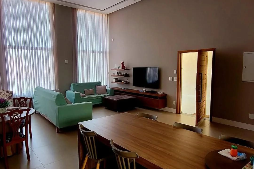 587714737_18532742950052670_1594655530674284772_n