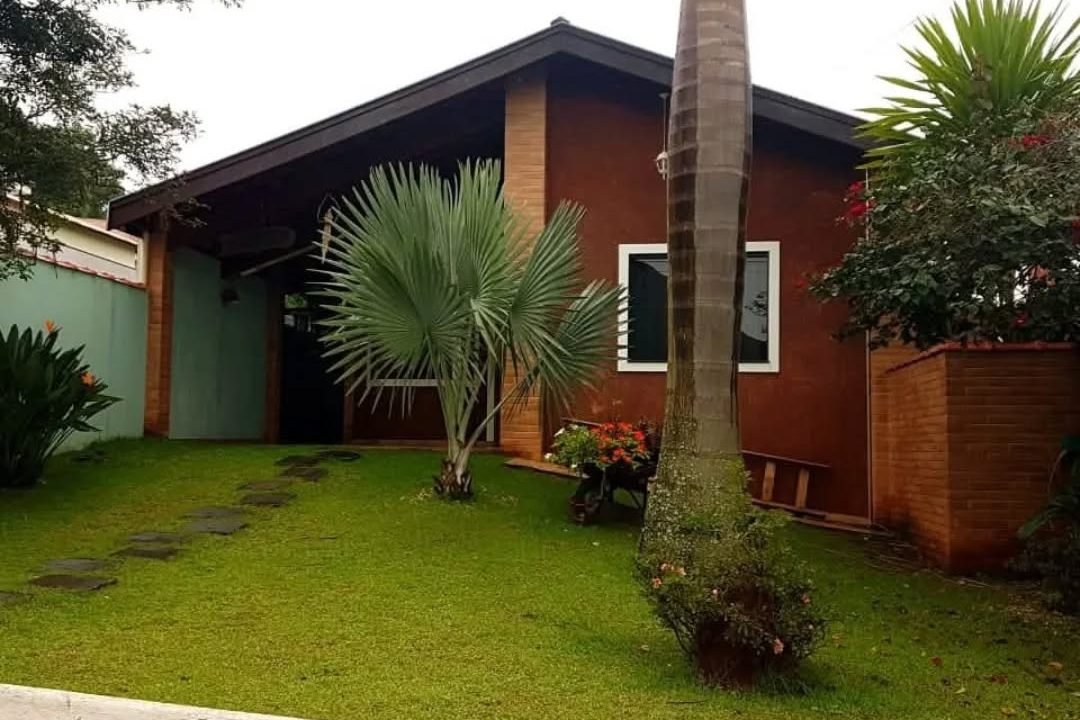 588484775_18533174545052670_5830863606795011733_n